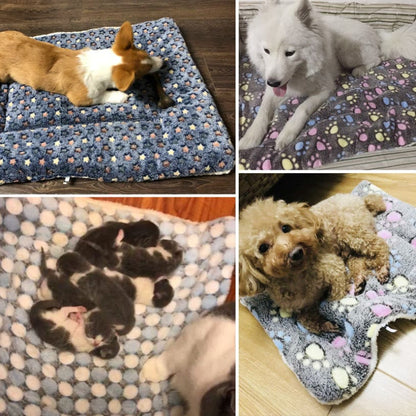 Soft Flannel Thickened Pet Soft Fleece Pad Pet Blanket Bed Mat for Puppy Dog Cat Sofa Cushion Home Rug Keep Warm Sleeping Cover