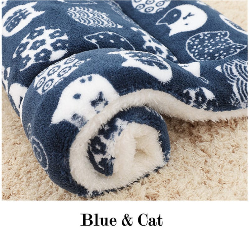 Soft Flannel Thickened Pet Soft Fleece Pad Pet Blanket Bed Mat for Puppy Dog Cat Sofa Cushion Home Rug Keep Warm Sleeping Cover