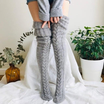 WINTER SEXY & STYLISH KNITTED LONG SOCKS